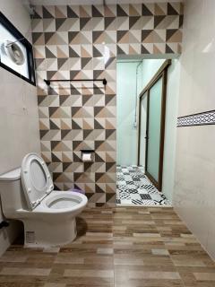 B2 Deluxe Room Mama House Bangsaen - Ban Bang Saen - 3