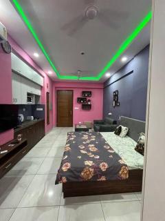 Royal Orbit studio - 7