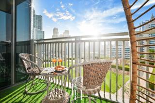 LUX 52 42 Deluxe Marina view suite 1 - 7