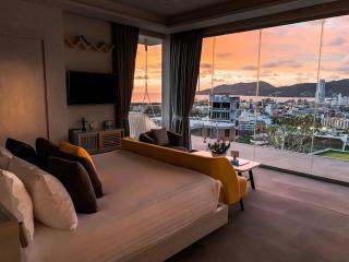 蓝色芭东豪华5卧海景别墅 - 8