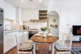 Clse Elegance Redefined Luxury 1 Bedroom Apartment with Premium Facilities - 7