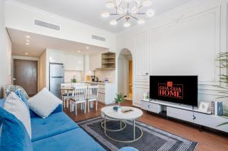 Clse Elegance Redefined Luxury 1 Bedroom Apartment with Premium Facilities - 4