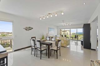 Beachfront -Bella Vista Penthouse 2BR condo - E523 - Palm-Eagle Beach - 6