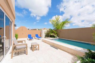 Beach View - Blue Ocean View townhome - LV18th - Palm-Eagle Beach - 8
