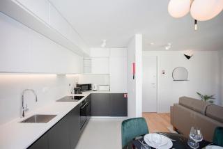 Liiiving in Porto-Modern & Glam Rooftop Apartment - Porto - 1