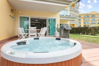 Beachfront - Beach Garden 1BR condo - E124-2 - Palm-Eagle Beach - 7