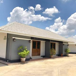 เอสวิลล์ รีสอร์ท S Ville resort - Uthai Thani - 3