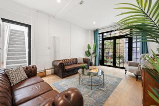 Centrally Located Spacious Three Bedroom Apartment Short Term Rental & Flexible Renting Hackney With Free Wifi - Londra - 6