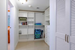 Beachfront - Best Beach View Studio - E422-1 - Palm-Eagle Beach - 2