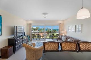 Beachfront - Emerald View 1BR condo - P314 - Palm-Eagle Beach - 2