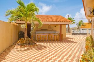 OJ88 - Private Villa with pool - 5 min from Palm Beach - 4BR house - Palm-Eagle Beach - 7