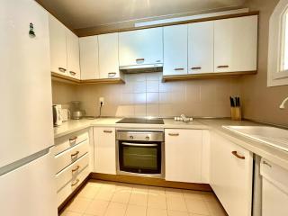 Villa Catalina Stunning 4bedroom villa with air conditioning sea views & private swimming pool ideal for families - L'Ametlla de Mar - 9