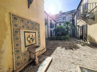 Holiday Home Maya's Home Palermo by Interhome - 9