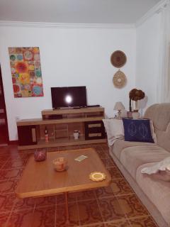 Casa Bonita Rio das Ostras, ar condicionado, wifi, churrasqueira e garagem - 8