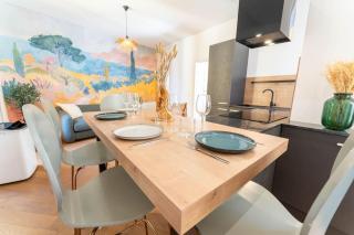 Superbe appartement deux chambres, centre proche port - 8