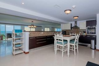 Beachfront - Surround View 4BR Penthouse - P516 - Palm-Eagle Beach - 4