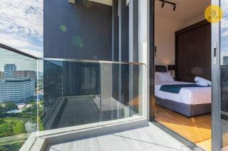 Seaview 2BR Infinity Pool & EasyAccess to Town 13A - George Town - 2