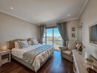 Labuche Villa - Mossel Bay - 7