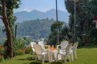 SaffronStays Silver Oak - 3BR European Villa with Indoor Fireplace, Valley Views & Bonfire - 8
