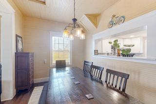 Pet -Friendly Home Walking Distance to Down St Augustine - 5