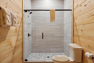 Woodland Cove - Waldens Creek - 1