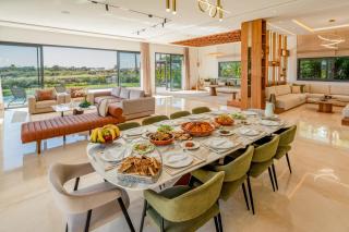 Villa Talia, Luxury Stay, Golf & Lake View - 8