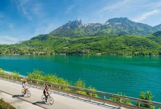 T2 vue sur lac d'Annecy - Lathuile - 1