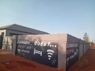 Elangeni Guest House - - 2