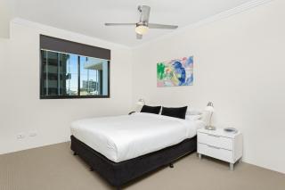 Republic Apartments Brisbane City - Brisbane - 7