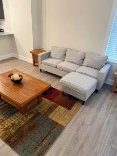 Quiet Apartment - 10 minutes from ECU - 5