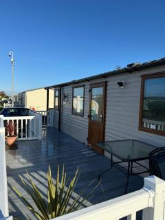 Flower Bay - Prestatyn - 7