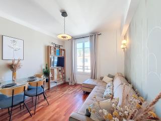 Nestor&Jeeves - FEI HOME - Port - Modern - 8