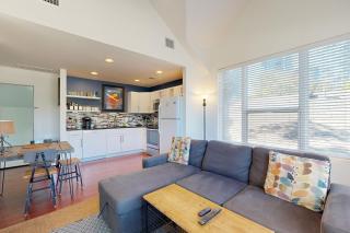 Willow House Unit B - Austin - 4