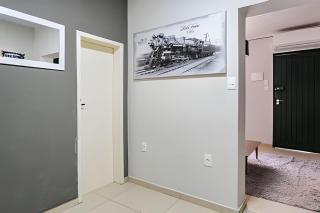 Casa central em ótima localização - UN059 - 7