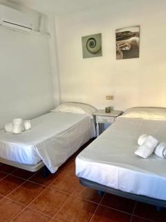 Historic Charm with Terrace and Sea Views - Alicante - 2