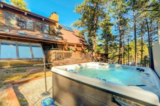 Moose Tracks Cabin - Hot Tub BBQ Billiards Groups - 8