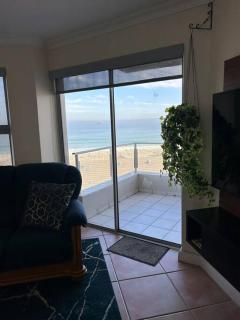 Nautica by the Beach - Cape Town - 4