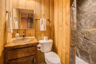 9BDRM Toccoa River Estate with Pool and Games - Mineral Bluff - 7