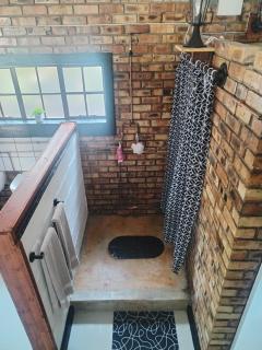 2K City Studios Not Self catering - Graskop - 9
