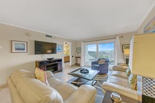 Islander 318, Updated 2 bedroom 2 bath, Free Beach Service - Destin - 9