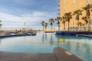 2 Bedroom Condo at Crystal Tower with 2 Outdoor Pools, Lazy River, Heated Indoor Pool, Beach Access - Gulf Shores - 6