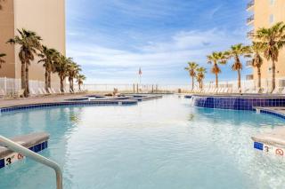 2 Bedroom Condo at Crystal Tower with 2 Outdoor Pools, Lazy River, Heated Indoor Pool, Beach Access - Gulf Shores - 2