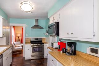 Lovely Home Away From Home - Entire House! - Austin - 5