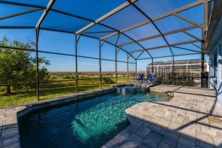 Beautiful Pool Home with Spa, Games Room in Golf Community Close to Disney - Davenport - 2