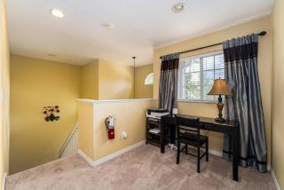 Stunning 2 Story Pool Home With Spa, Game Room & Movie Room in Gated Community - Davenport - 0