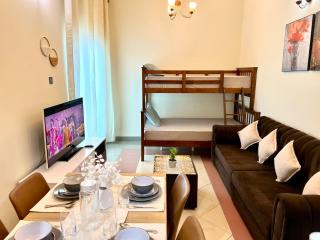 Cozy 1 Bedroom apartment in Dubai by Al Ghaimah Holiday Homes - 5