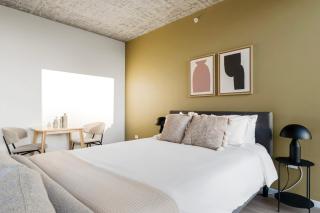 Blueground West Loop roof gym grills nr Park CHI-1065 - 3