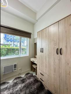 Suite 101F a New & Spacious MOA Sunrise Drive Oasis - Manila - 4