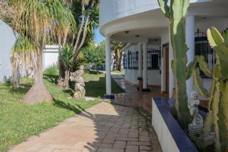Villa La Contenta jardín y piscina en Conil centro - Conil de la Frontera - 3