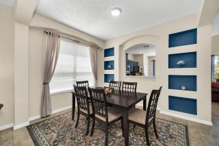 Remodeled 7 Bedroom Retreat Near Disney World - 1